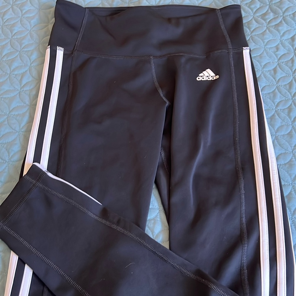 Adiddas black leggings